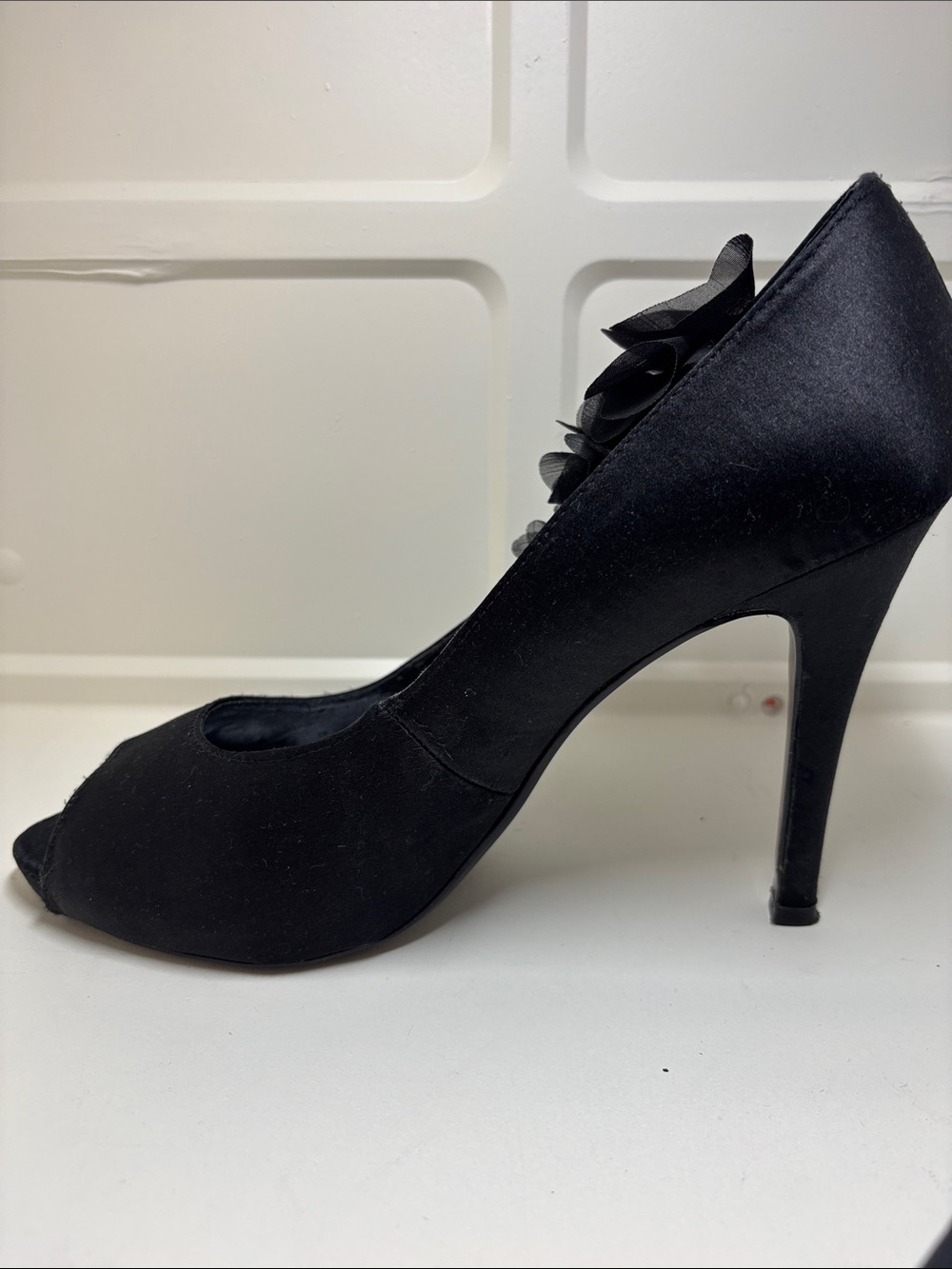 Nine West Black Floral Peep-Toe Pumps with Fabric Rosette - Picture 6 of 10